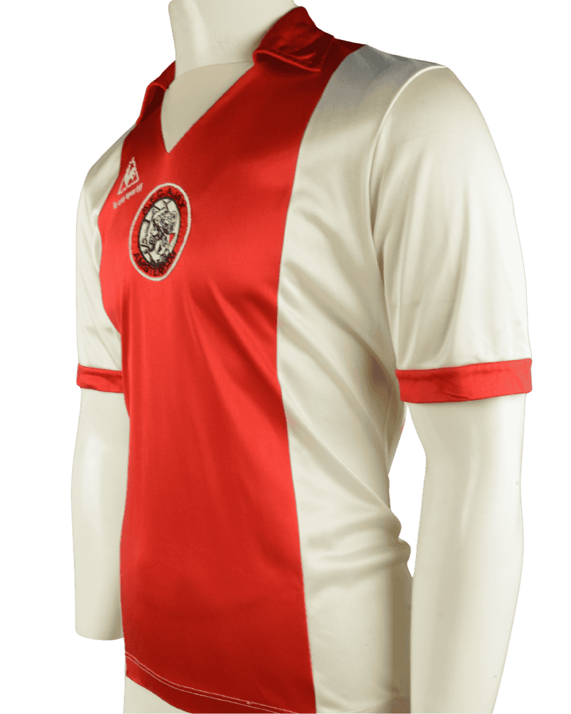 1130-nederland-ajax-thuis-1981-1982-maatM-zij