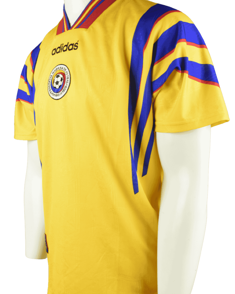 1824-Nationaal-team-Zweden-thuisshirt-1996-1998-maatM-zij