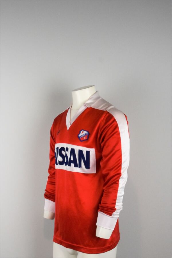 5882 Nederland FC Utrecht Thuisshirt Nissan Jaren 80 maatL zijkant