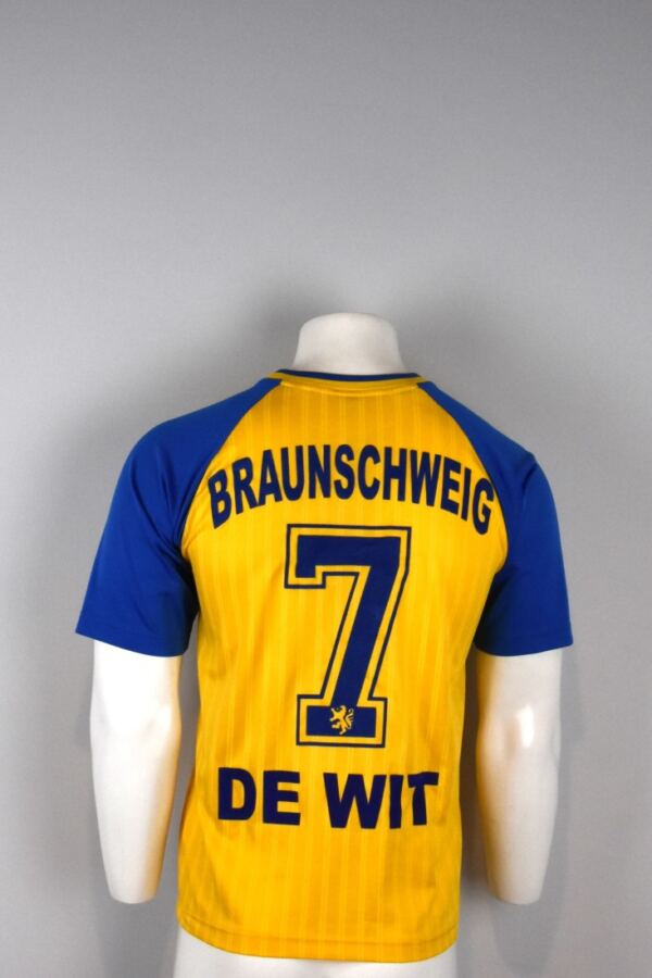 6271 Duitsland Eintracht Braunschweig Thuisshirt Staake 2001 2002 maatXL achter
