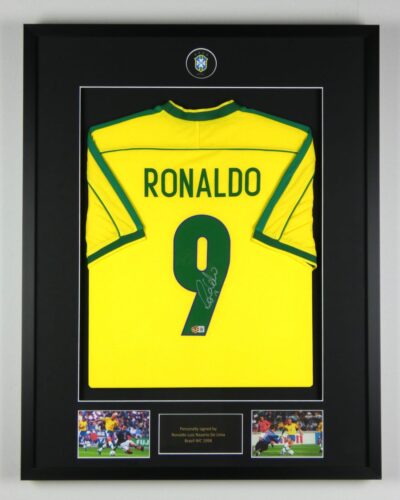 Brazilië: Ingelijst thuisshirt WK finale 1998 Gesigneerd door Ronaldo (Incl. certificaat)