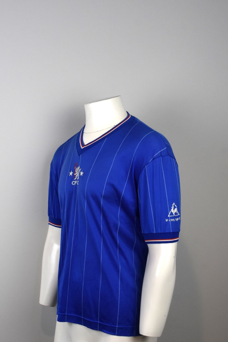 6701-Engeland-Chelsea-Thuisshirt-1981-1983-maatM-zijkant