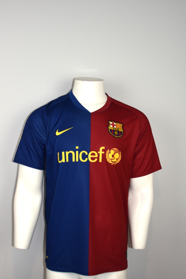 FC Barcelona home shirt 2008-2009 Andrés Iniesta size - M