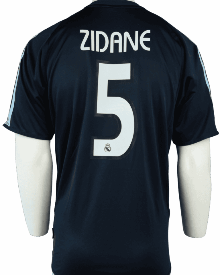 7276 real madrid uit 2003 2004 maatL achter