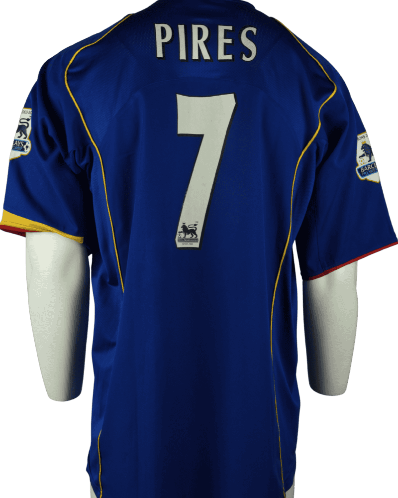 739-Engeland-Arsenal-uitshirt-2004-2005-maatXL-achter