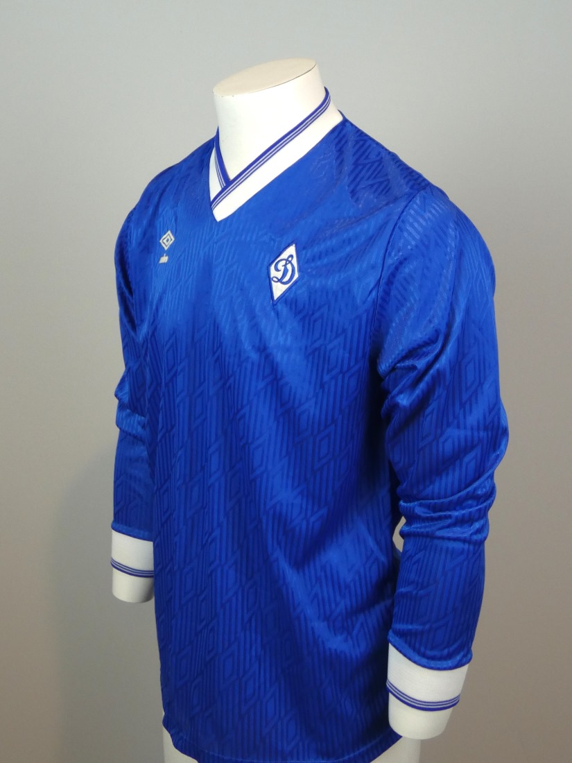 9787-Rusland-Dynamo Moskou-Thuisshirt-1992-1993-maatL-zijkant