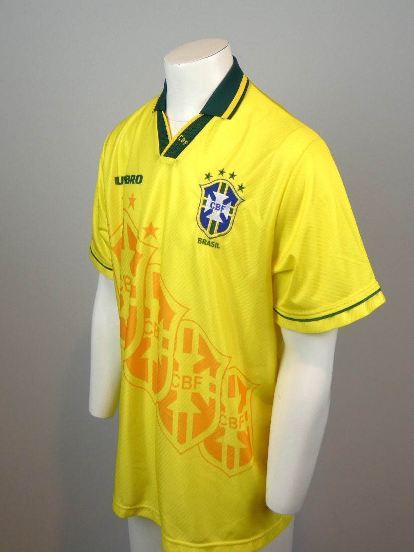 9812-Brazilië-Nationale Team-Thuisshirt-1994-1996-maatL-zijkant