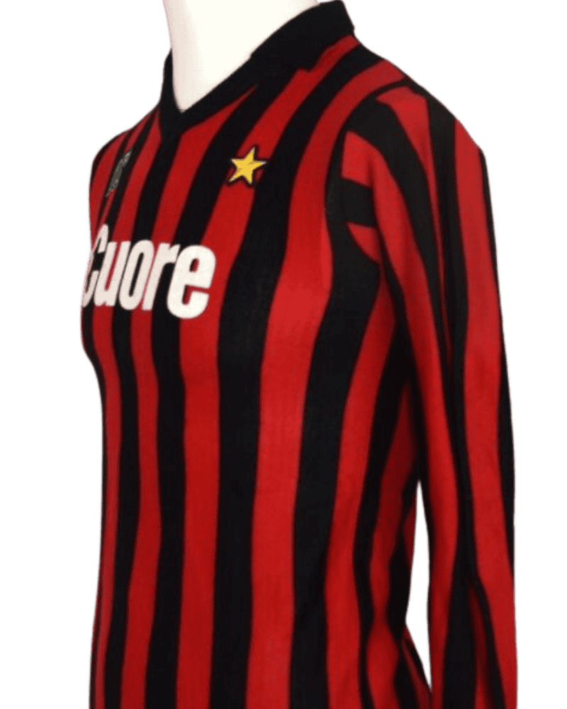 Italie-AC-Milan-Thuisshirt-Cuore-1983-1984-maatXS-zij